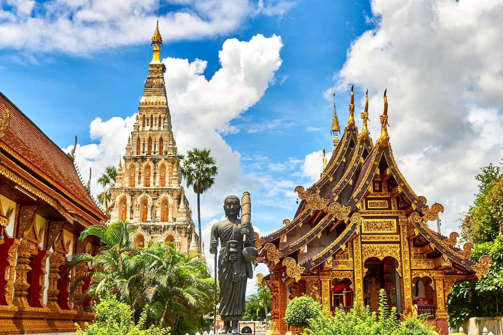 Flytta till Thailand från Sverige: guide med priser och regler 2026.